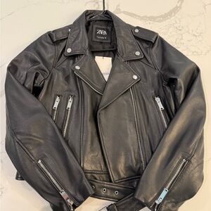 Zara Women's Black Leather Biker Jacket NWT - Never Worn